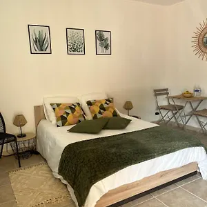 https://studio-chez-joss.fr-provencehotel.com